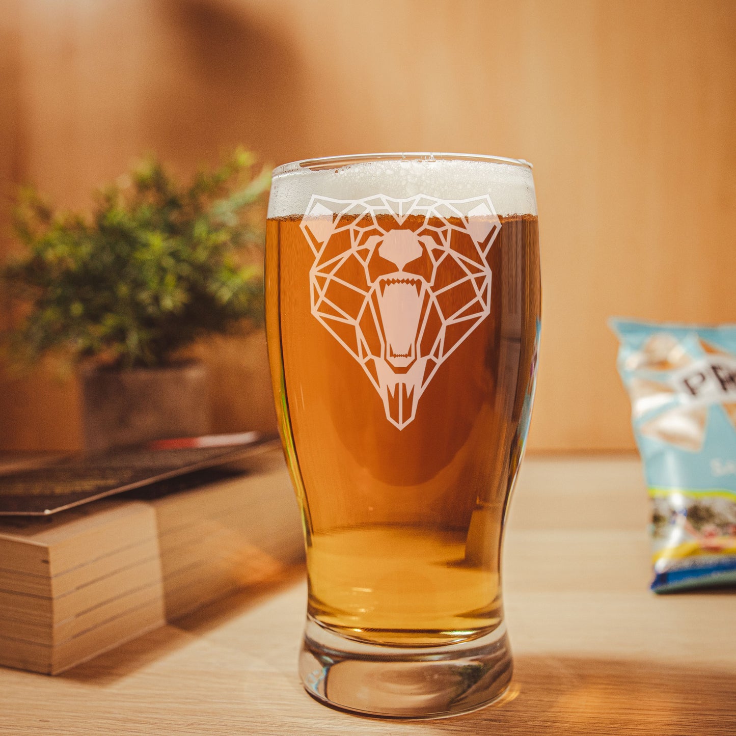 Grizzly Bear Engraved Beer Pint Glass - Always Looking Good -