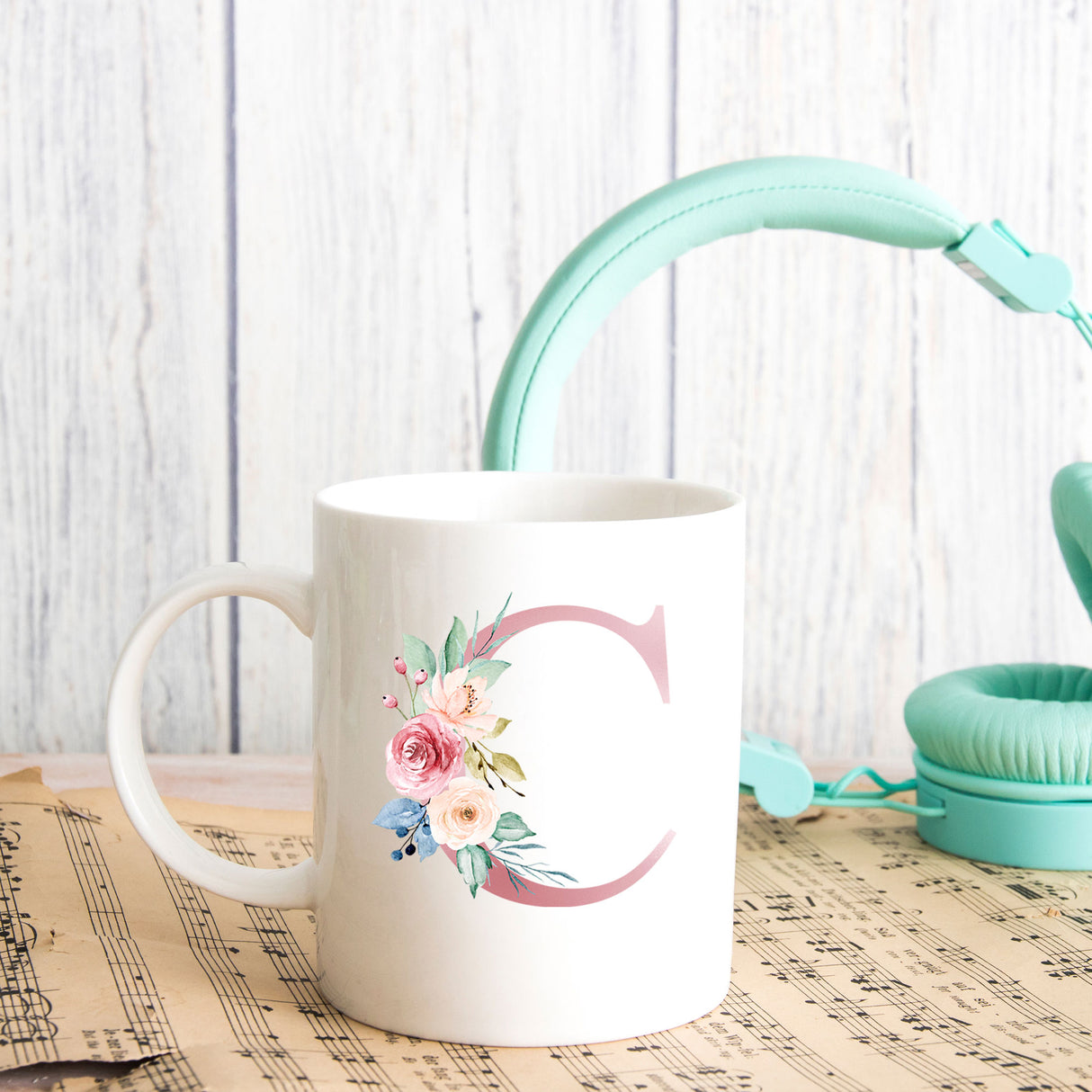Monogrammed Floral Initial Ceramic Mug – Pink Letter Design
