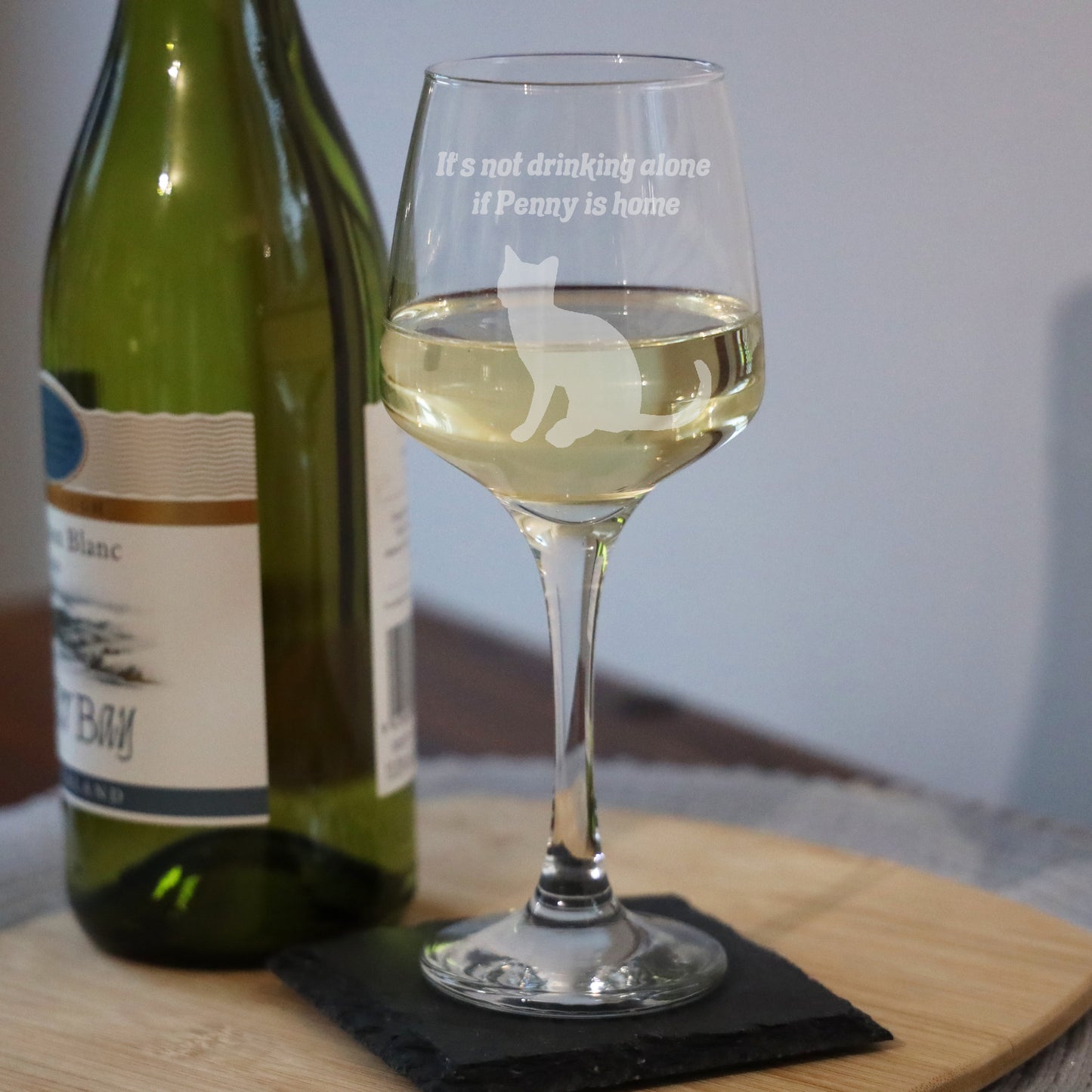 Engraved Personalised Cat Lover Wine Glass Gift - Always Looking Good - Cat Sitting Up Empty Glass