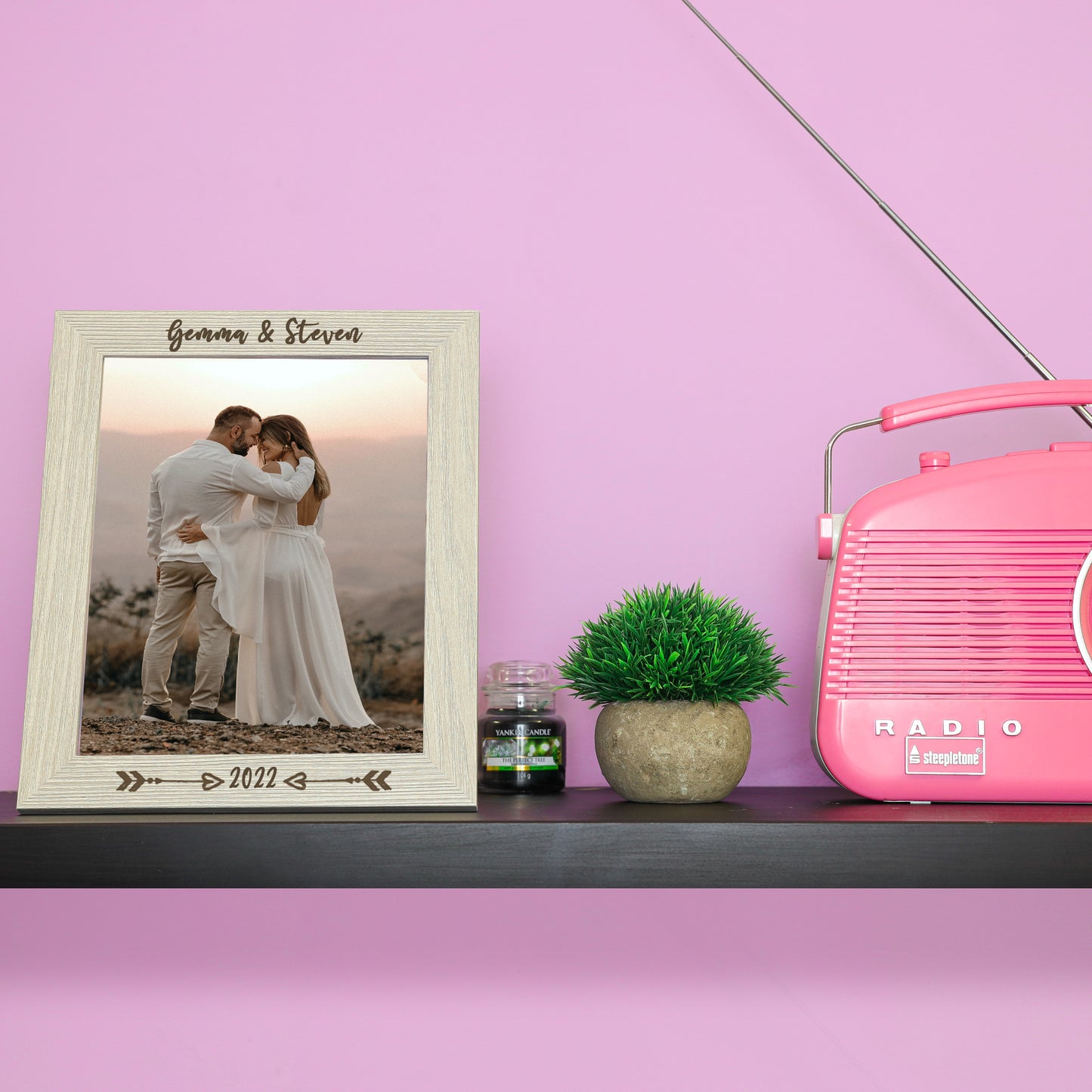 Personalised Engraved Couples Photo Frame - Arrows Design - Always Looking Good -