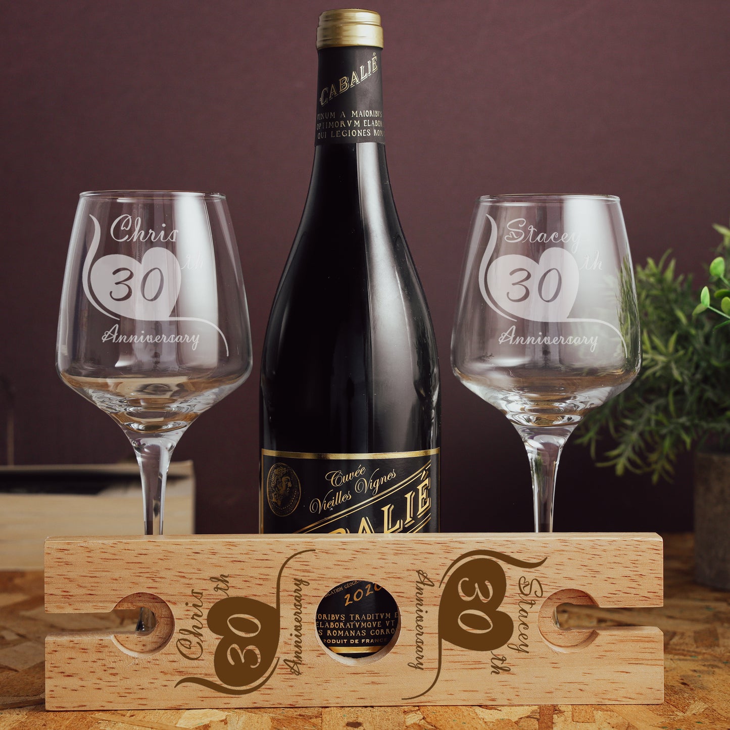 Personalised Wine Caddy with Glasses – Engraved 5 Year Anniversary Gift
- Always Looking Good -