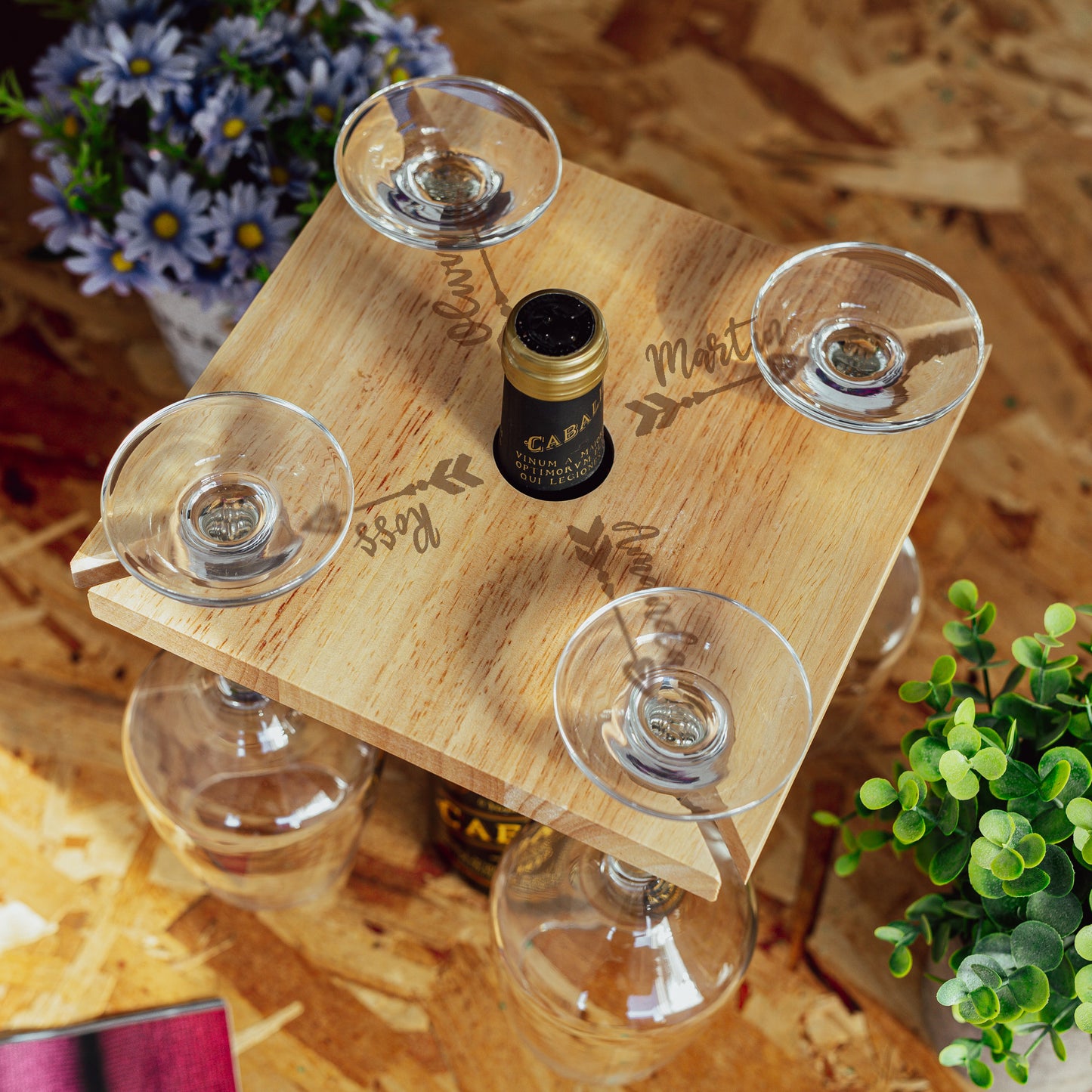 Engraved Personalised Wooden 4 Wine Glass Butler Caddy With Names - Always Looking Good - Name Arrow Design With Glasses