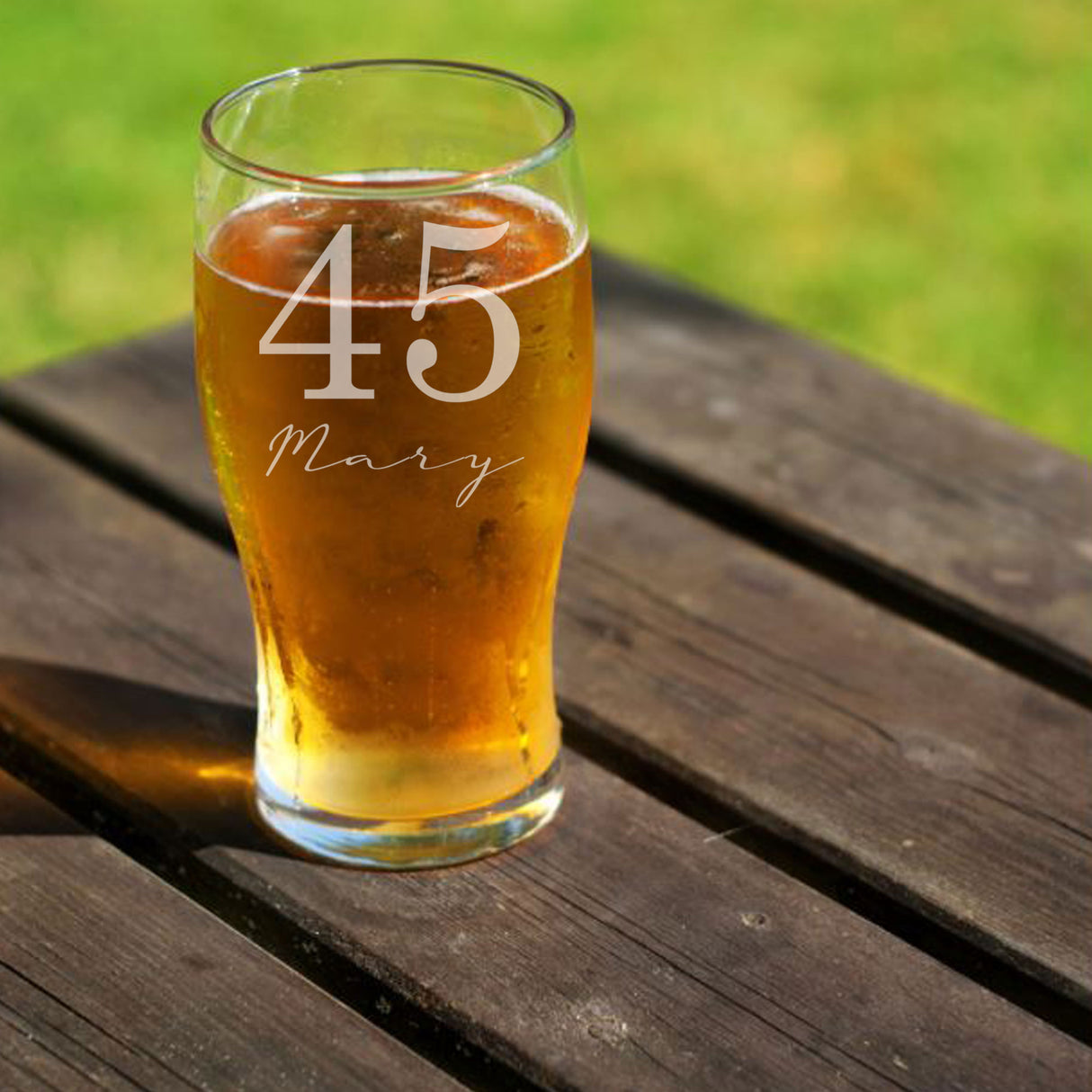Name and Age Engraved Pint Glass – Personalised Birthday Gift